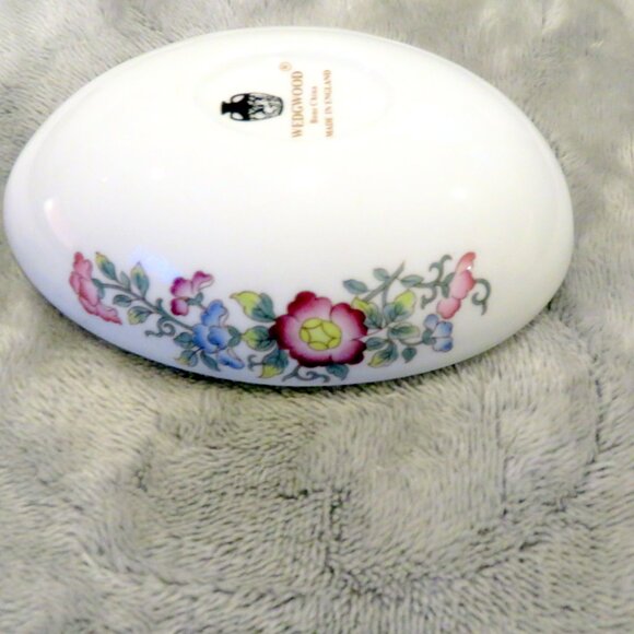 Wedgwood Kutani Crane Small Egg Shape Lidded China Trinket Dish Made in England - Picture 15 of 16